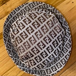 Fendi Buckett hat